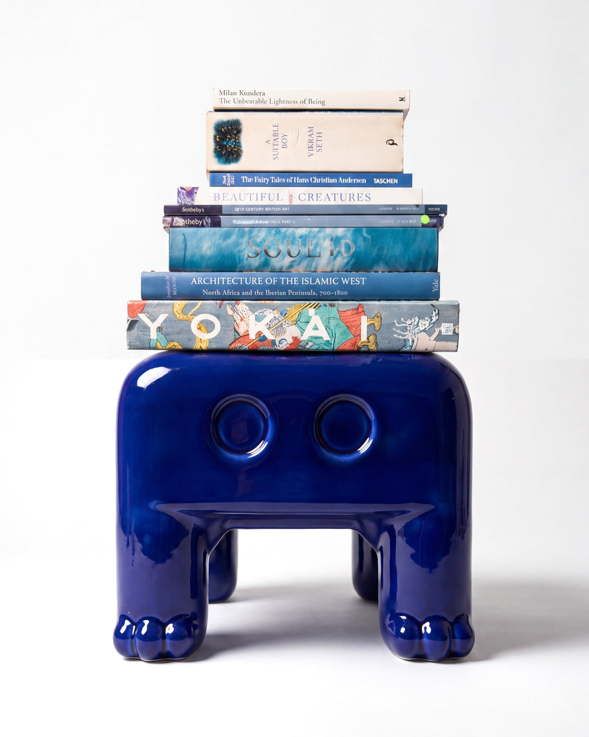 Atlas Side Table by Houbi home