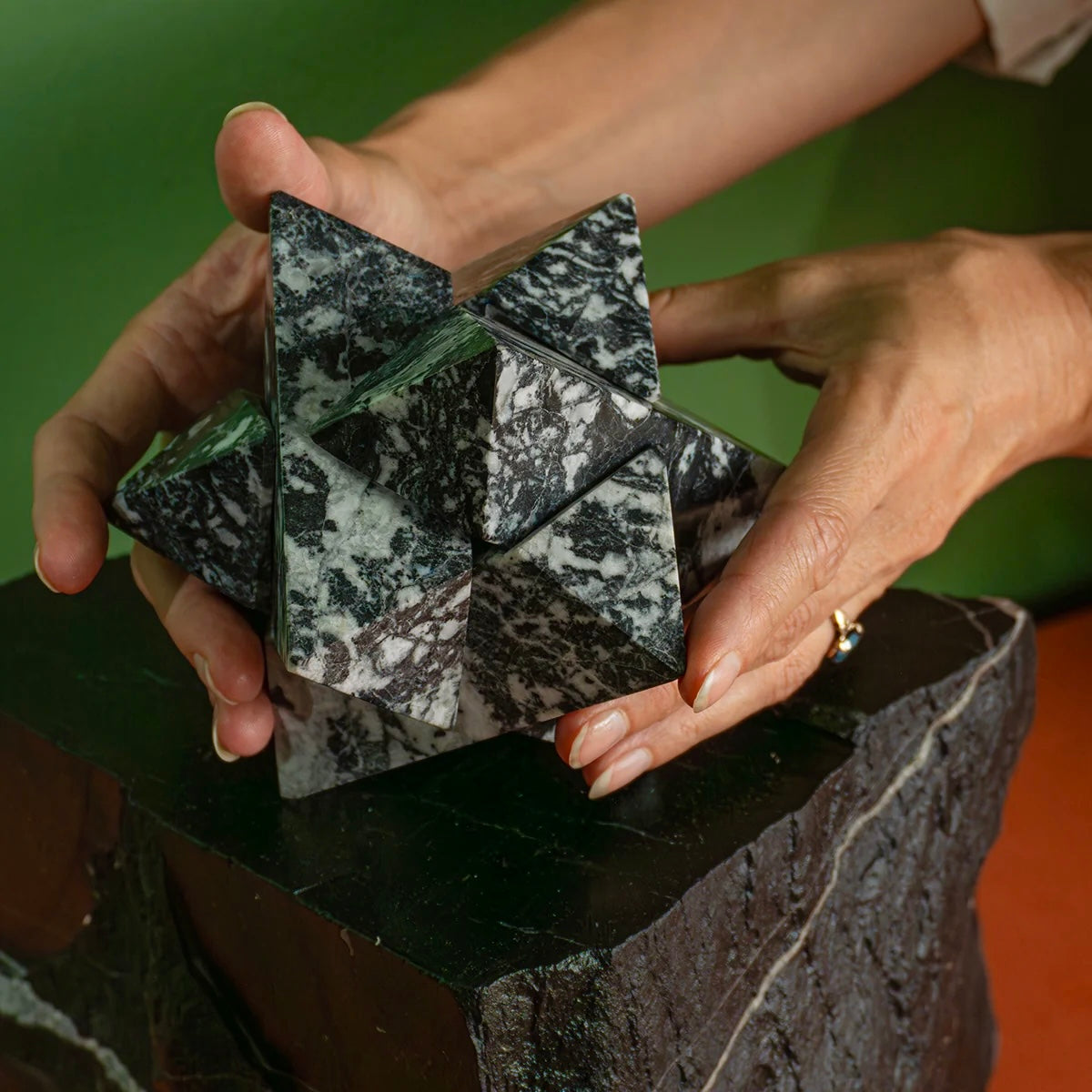 XL Gemstone Star by Dar Proyectos