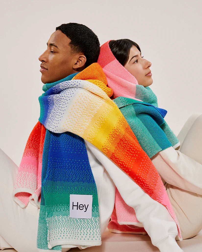 Spectrum scarf