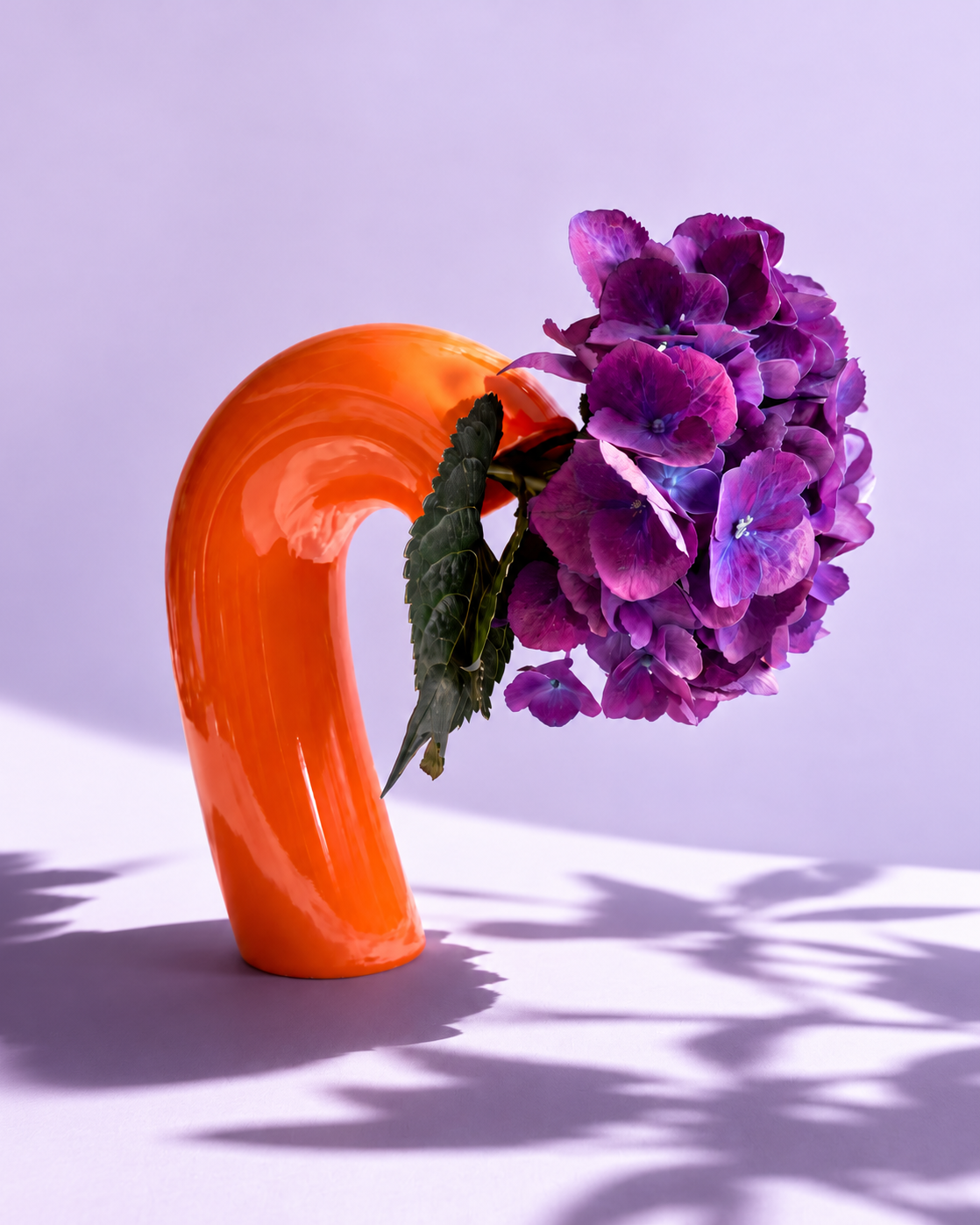 Vita Soliflor Vase by Houbi home