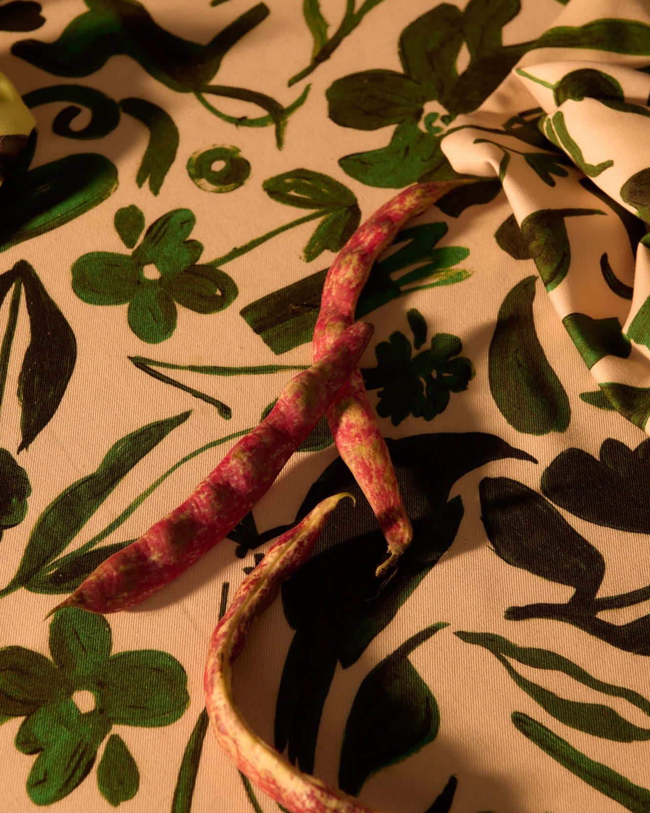 Ceramic Tablecloth & Napkins