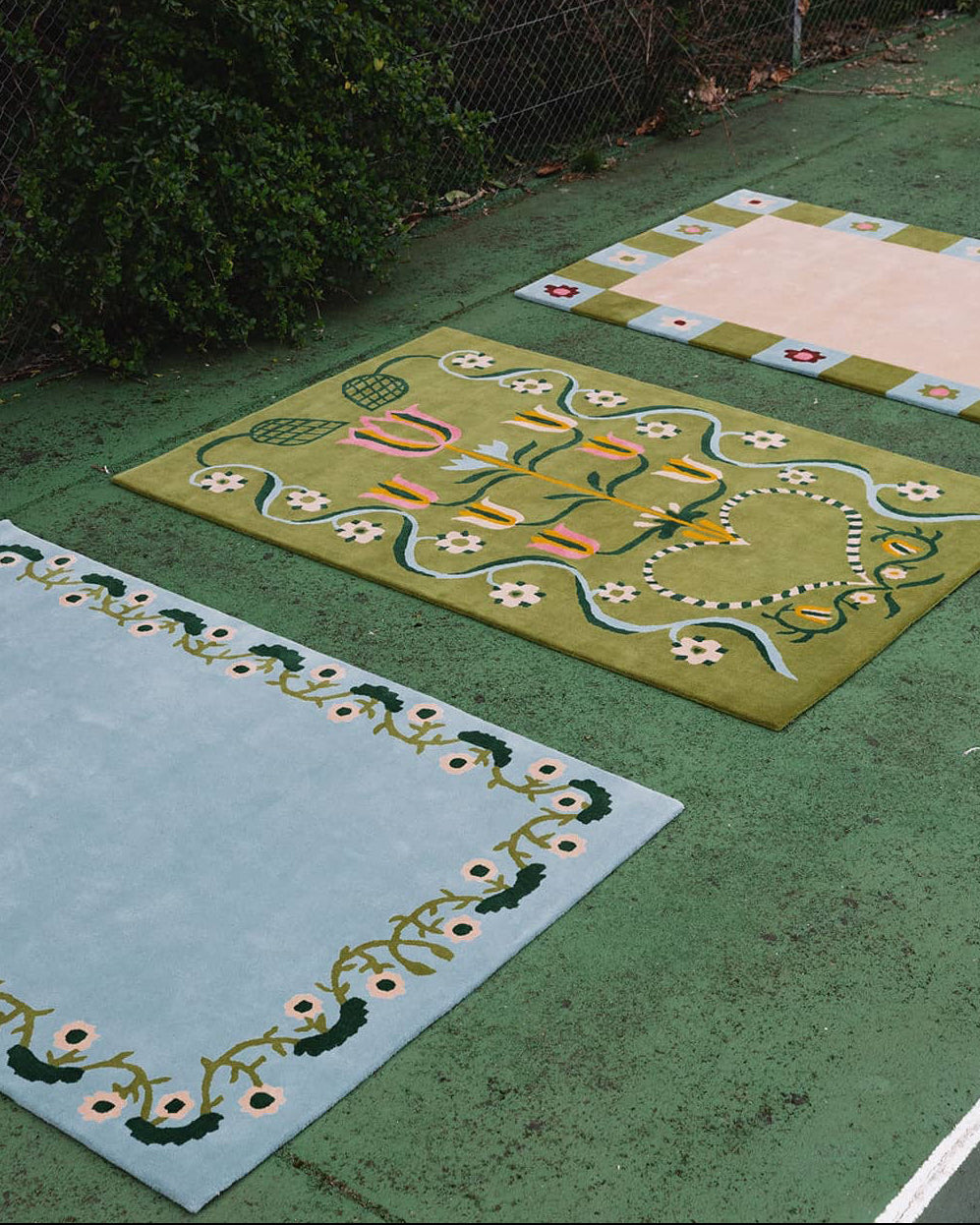Blooming rugs
