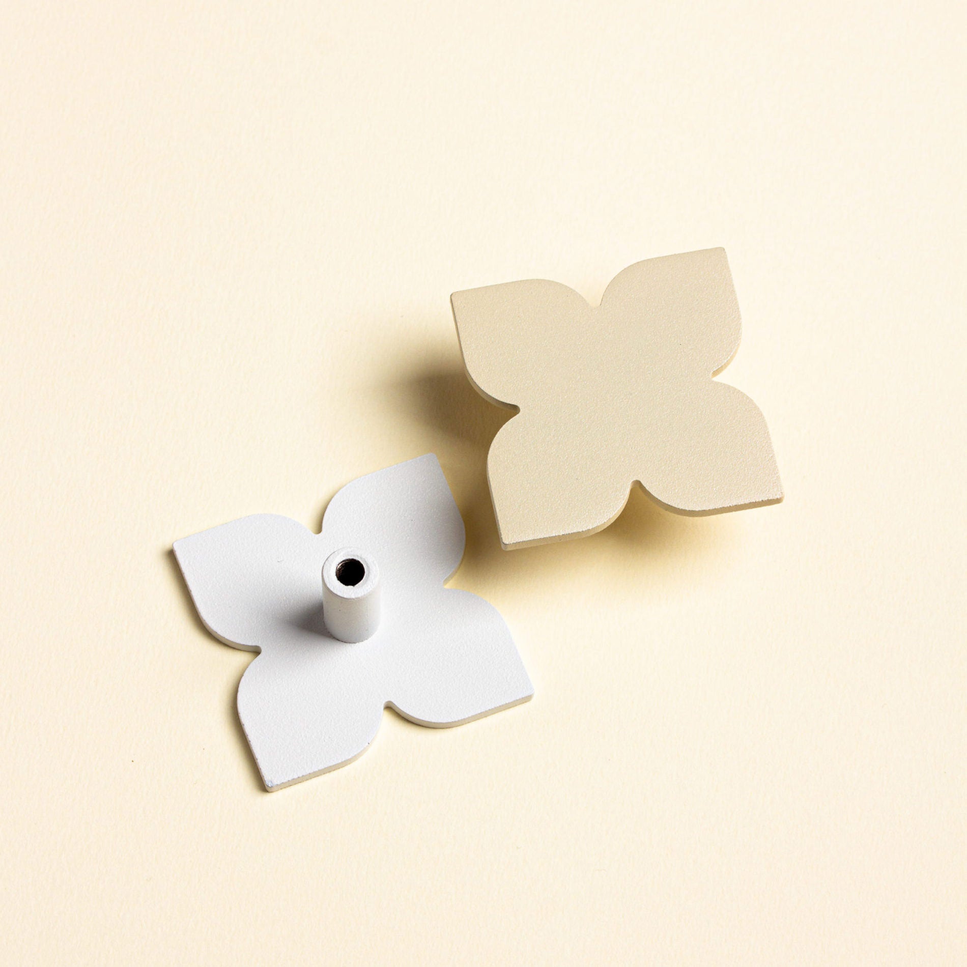 Flora Furniture Handles by Desiva