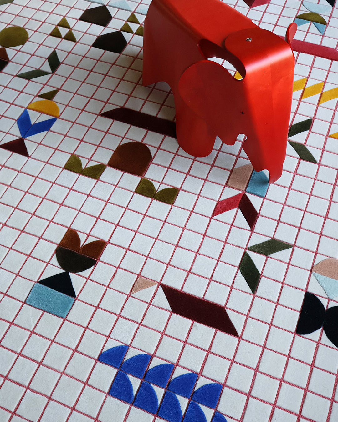 Trace rug