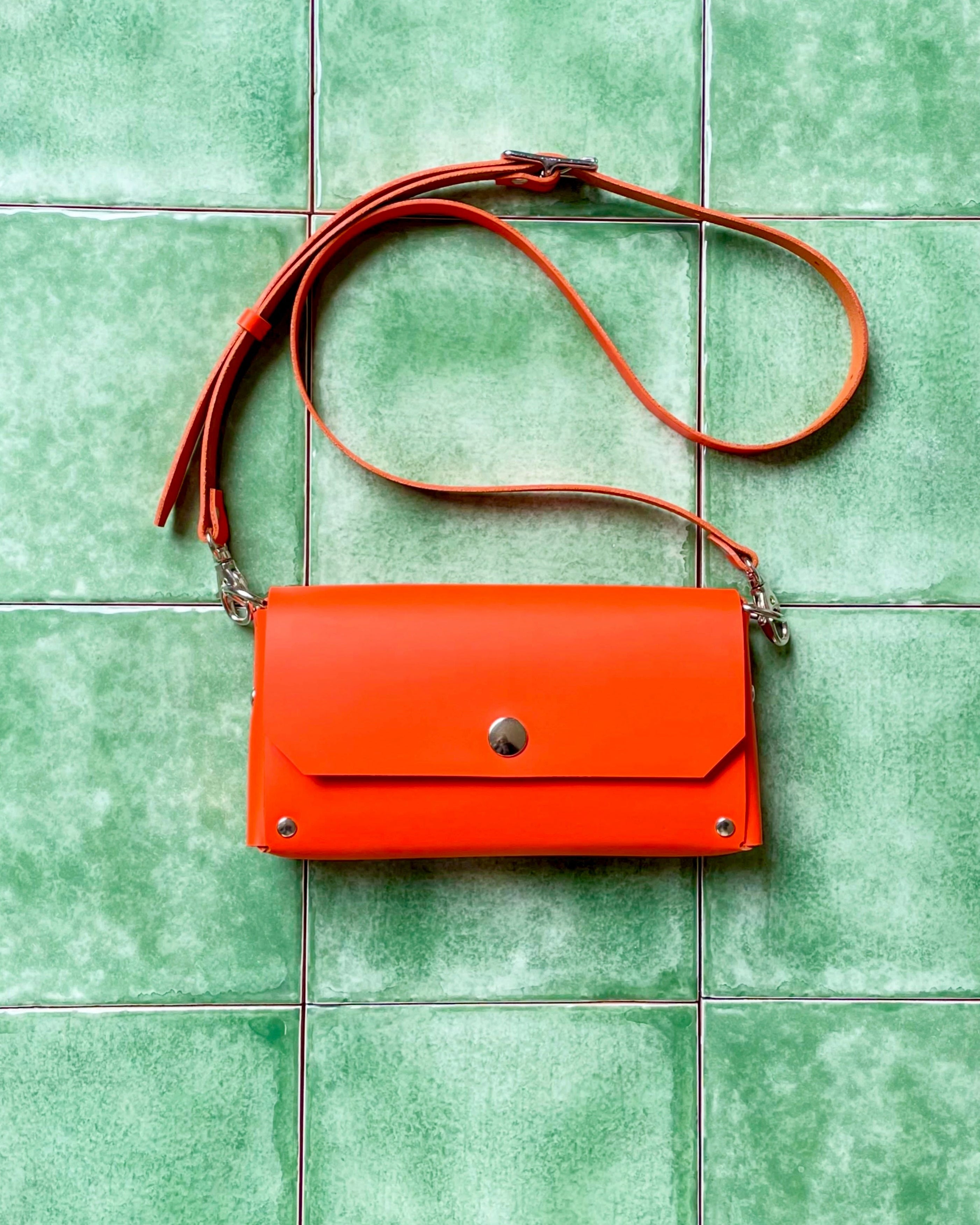 Solid Bags by Lola Chambaud