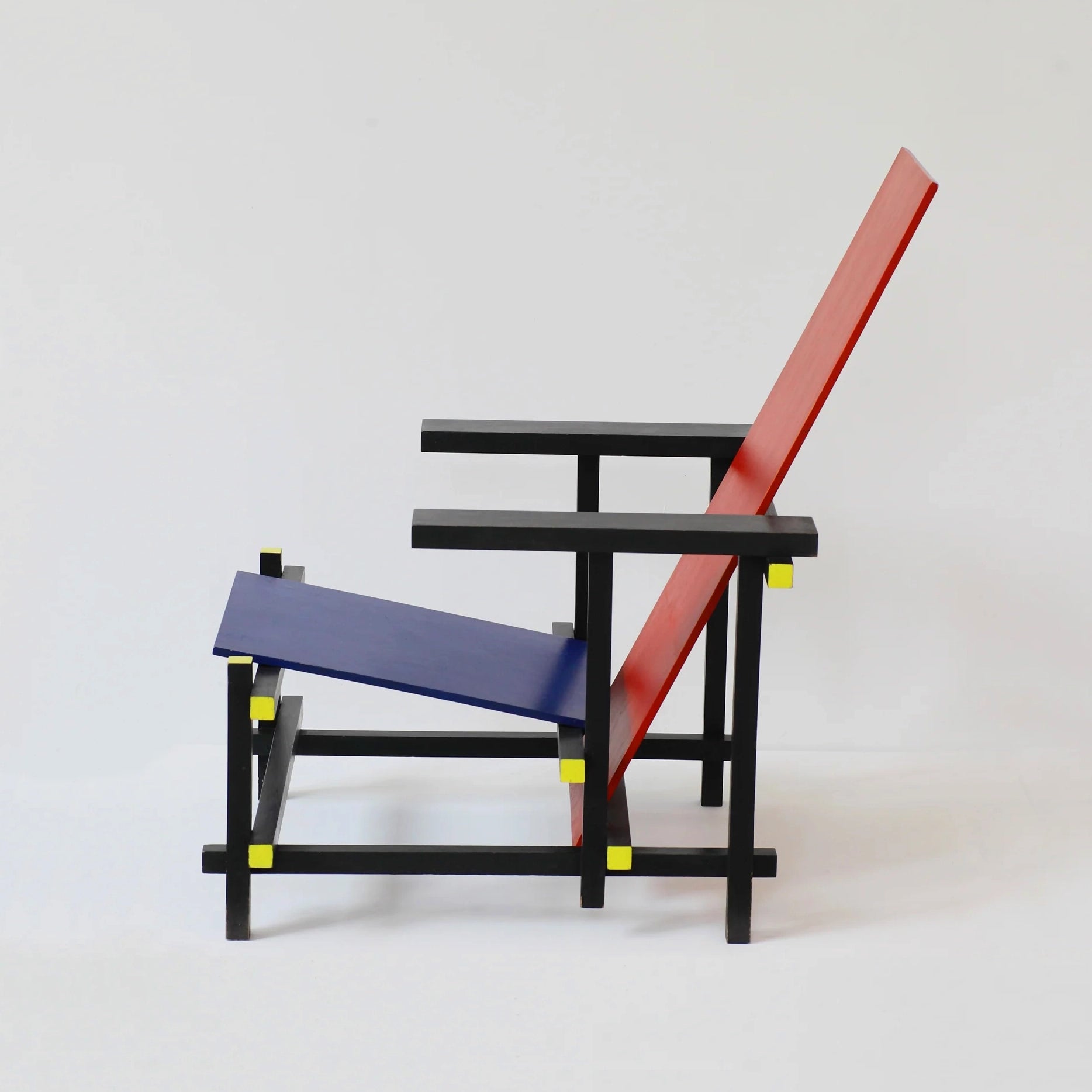 Rietveld Chair by Drouot