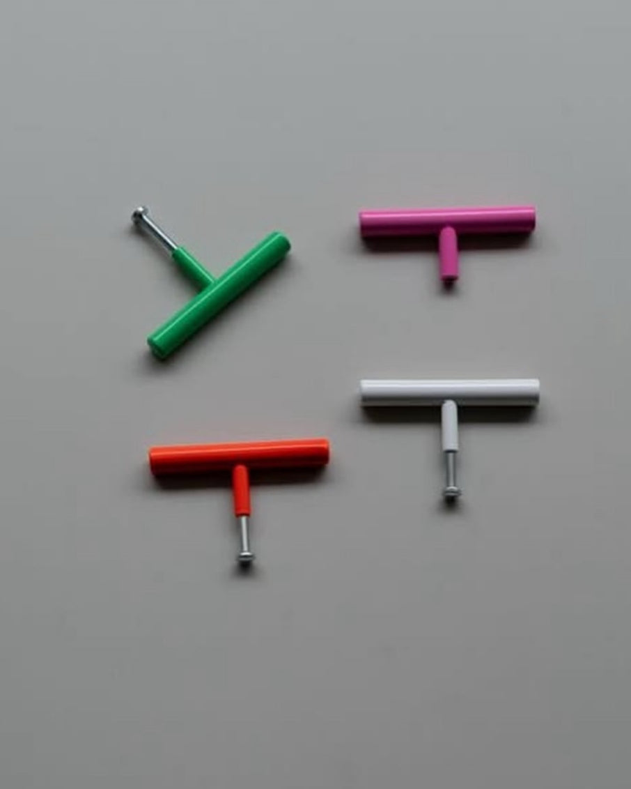 Hooks, Bits and Knobs