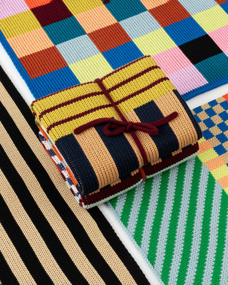 Multicolour Throws by Verloop