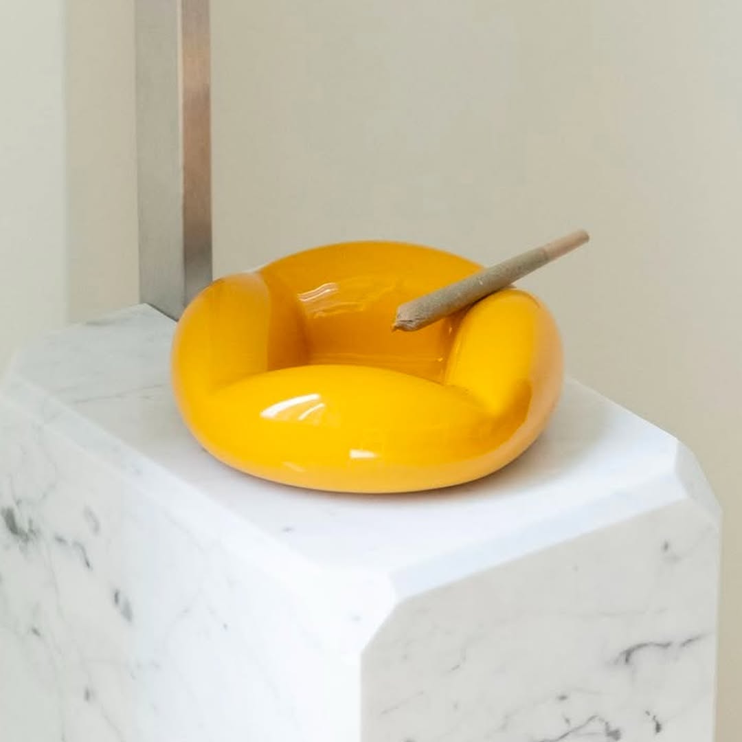 Puffy ashtray