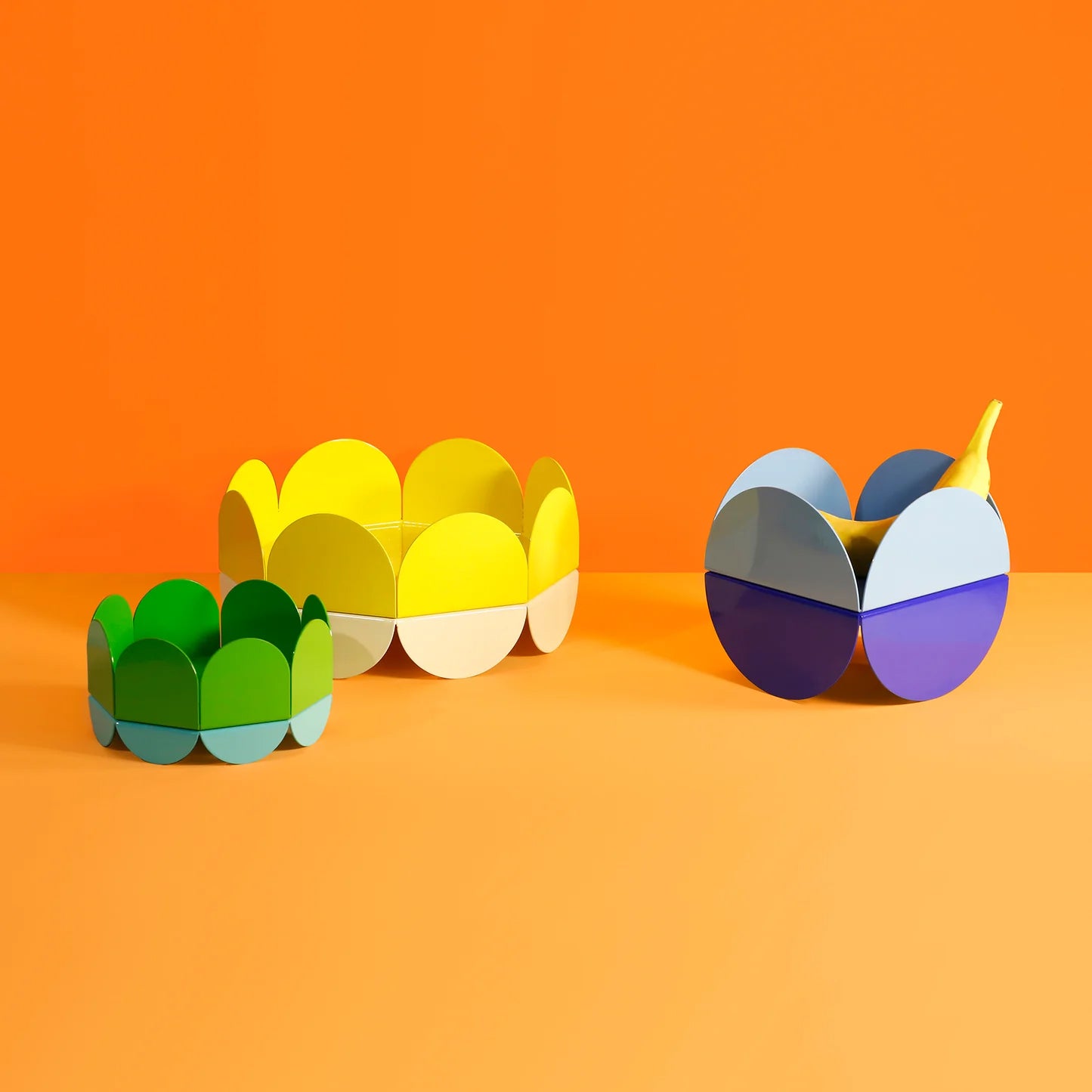 Fruit bowls & stands