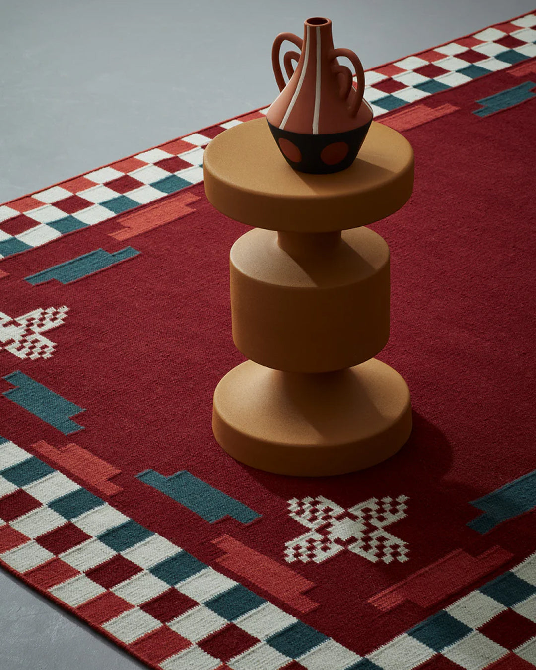 Geometric Border Rugs by Gill Thorpe - Floor Story