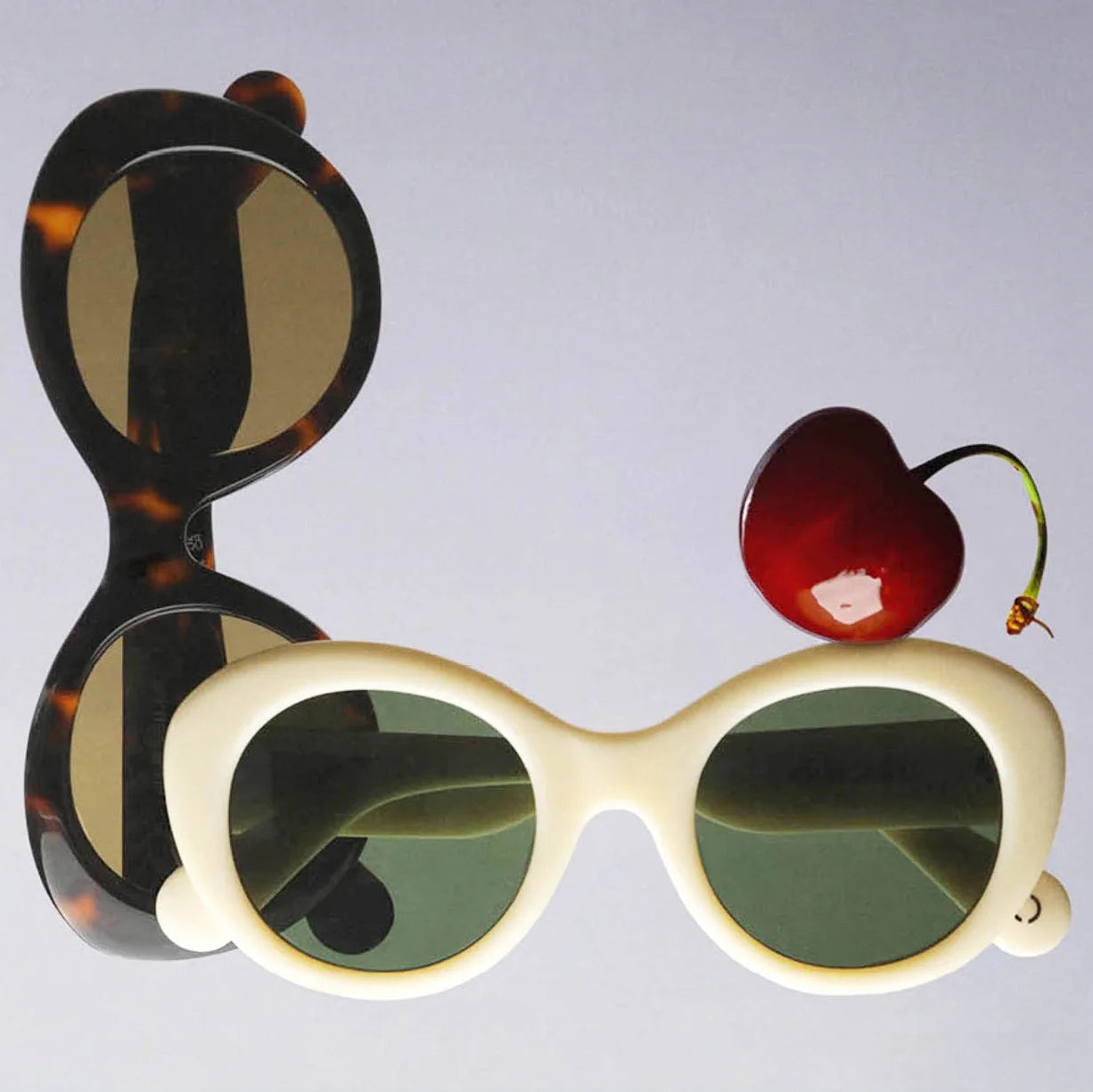 Chunky Chic Sunglasses by OOKIOH