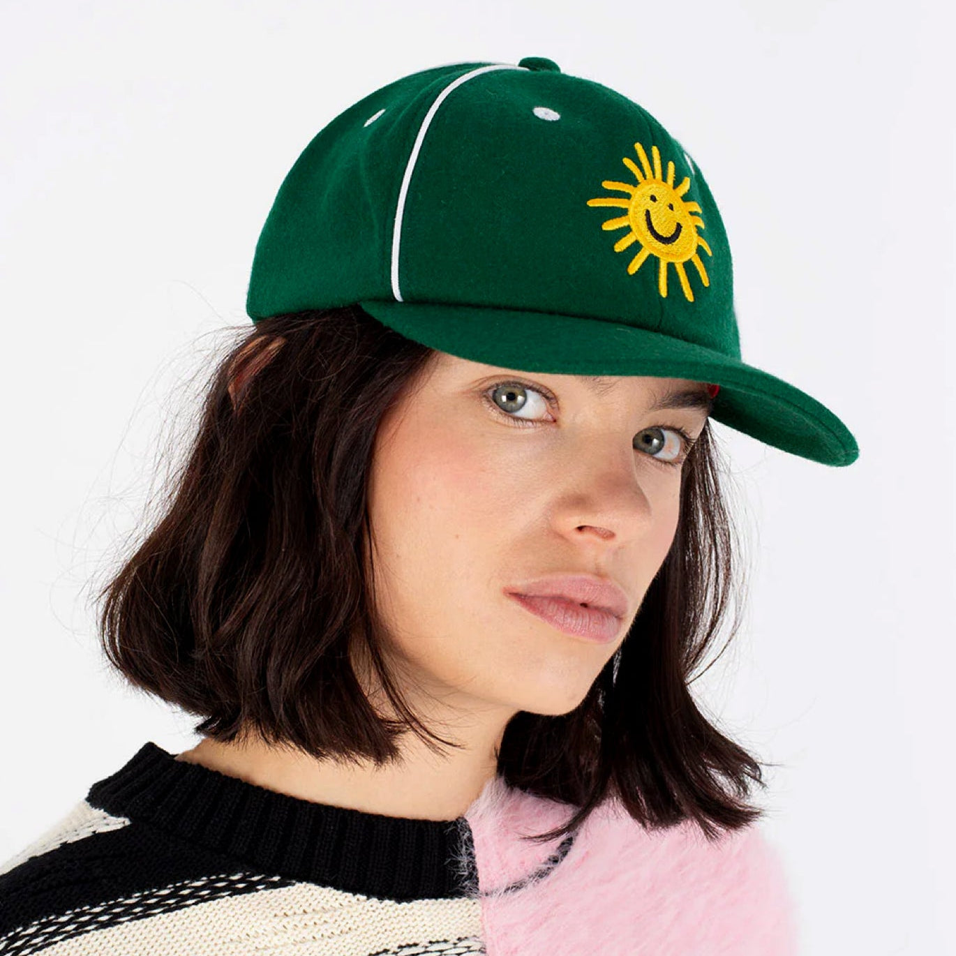 Outsiders Division caps