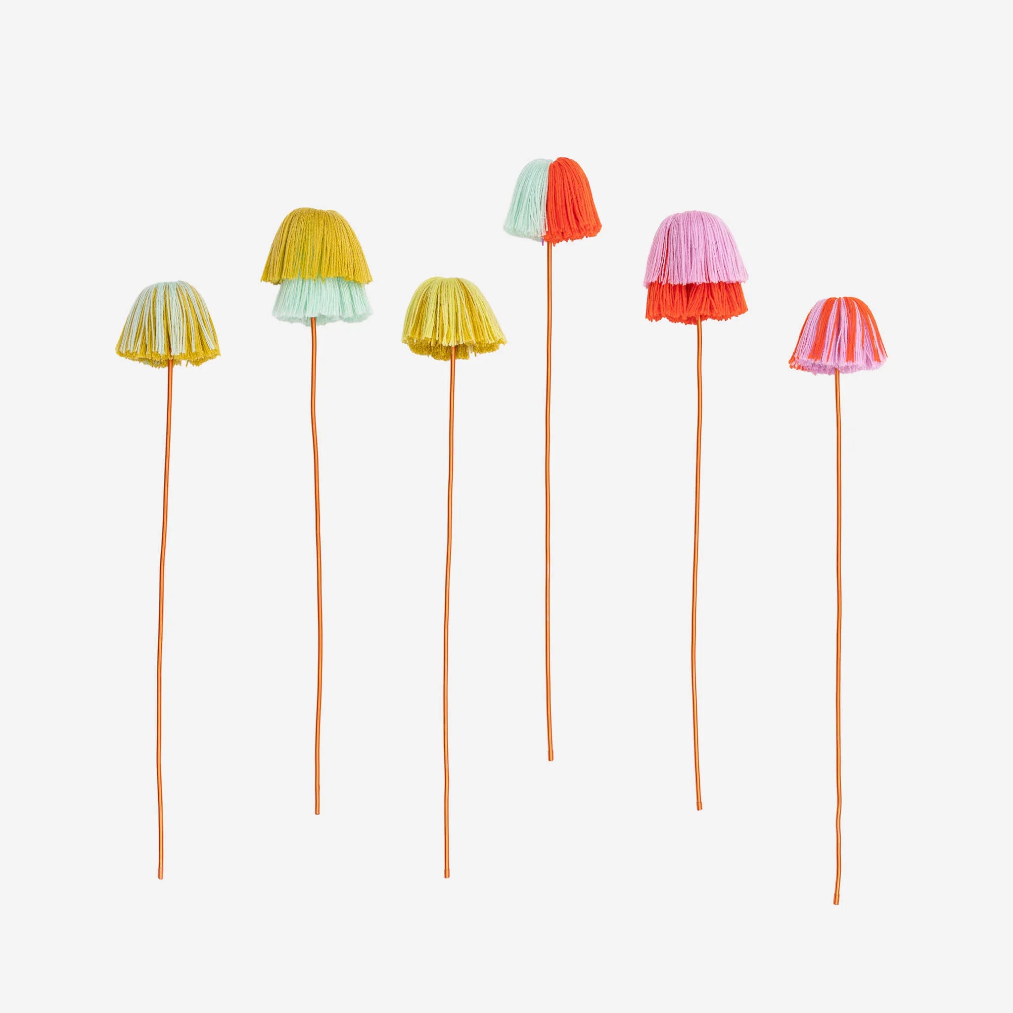 Pom Pom bouquets by Verloop