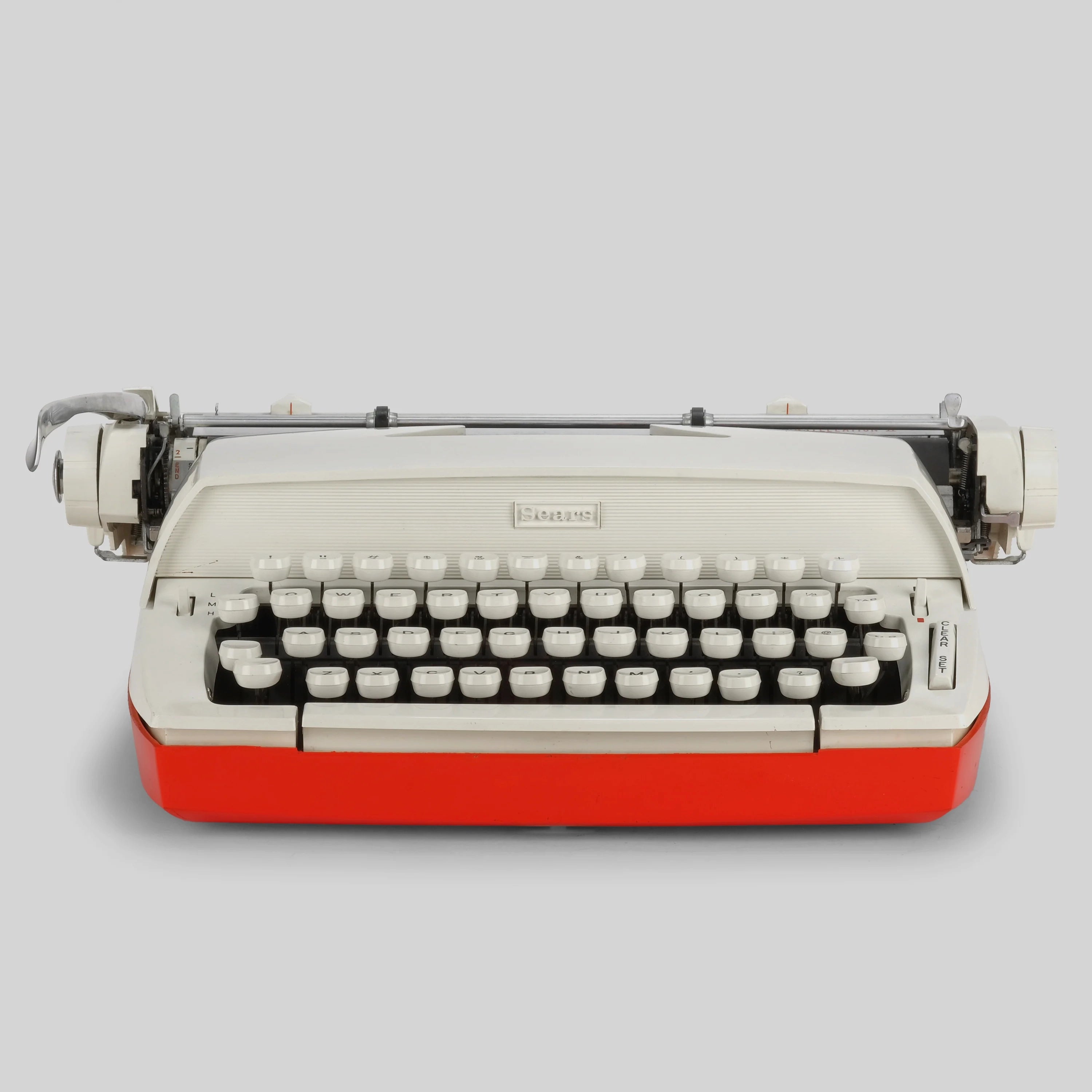 Sears Constellation II typewriter by Retrospekt