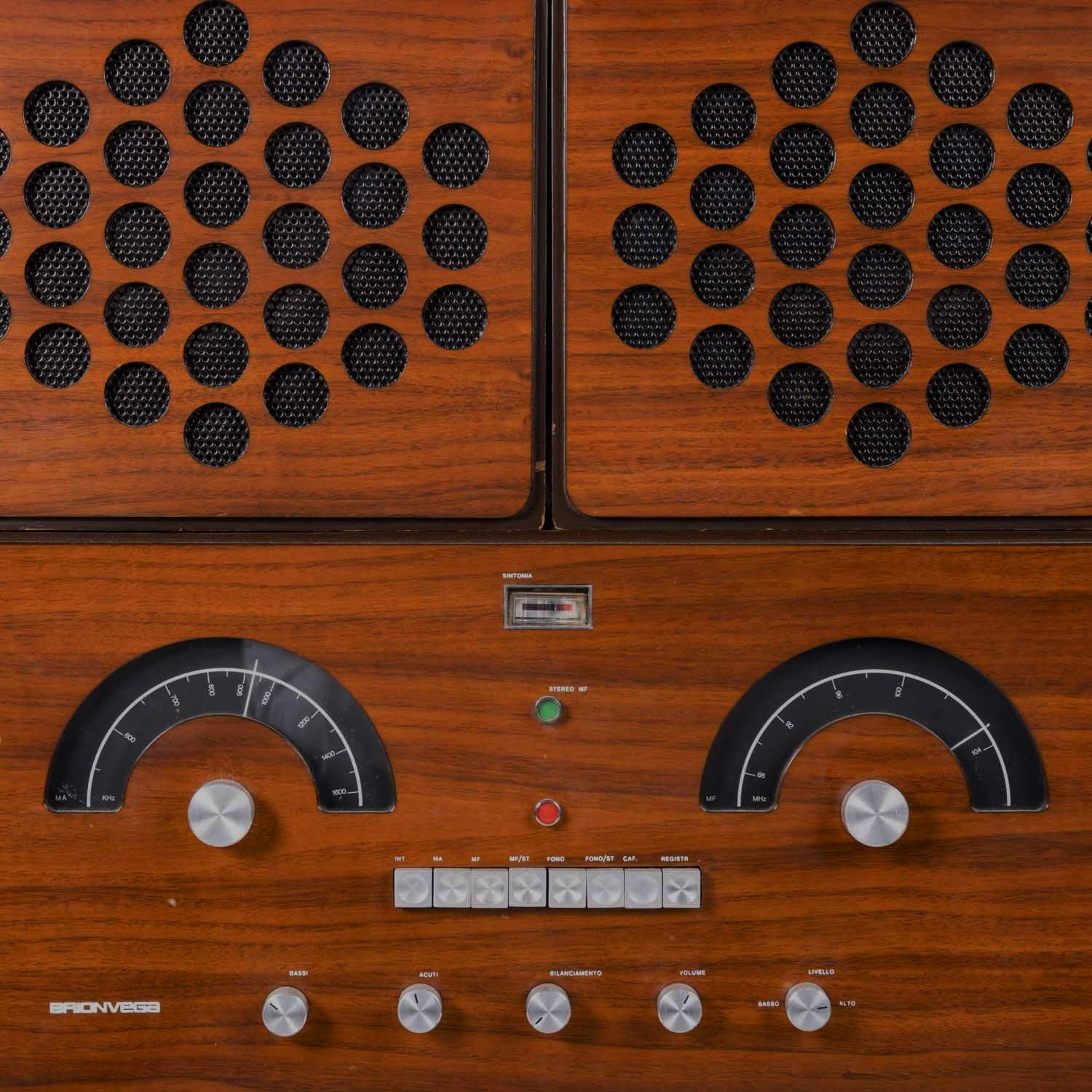 The Radiofonografo RR-126 by Drouot