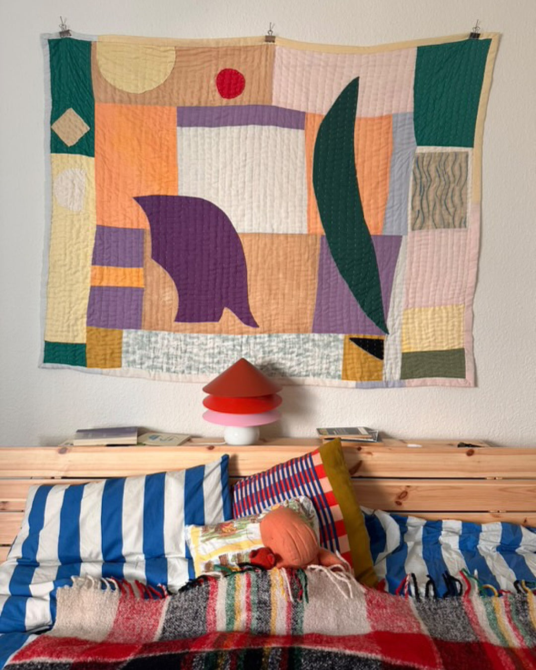 Appliqué Quilts by Tessa Layzelle