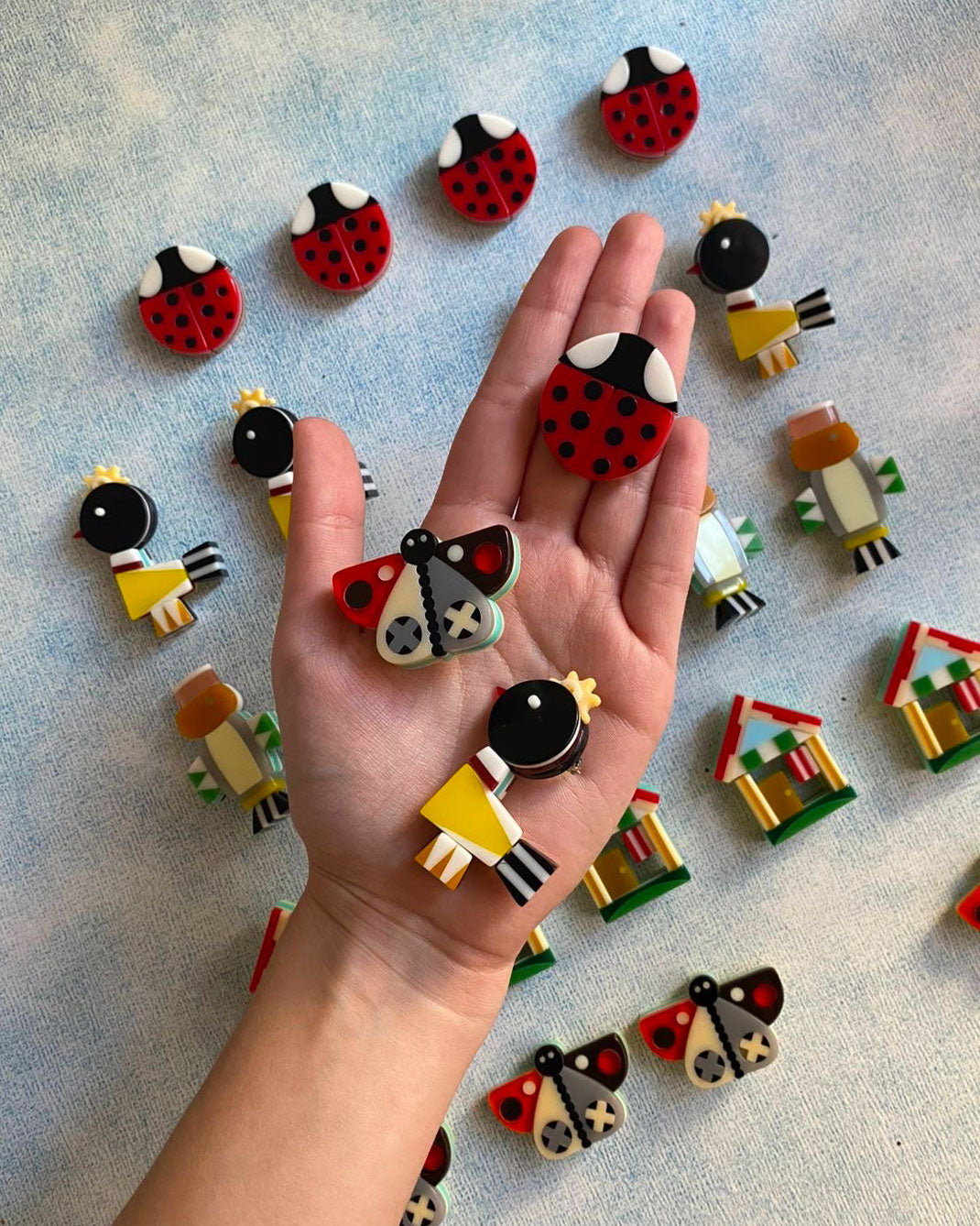 Figurines Brooches & Pendants by Finn