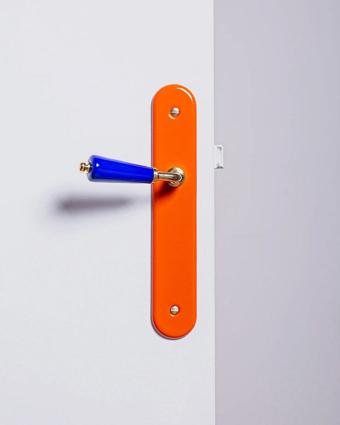 Solid Colour Handles