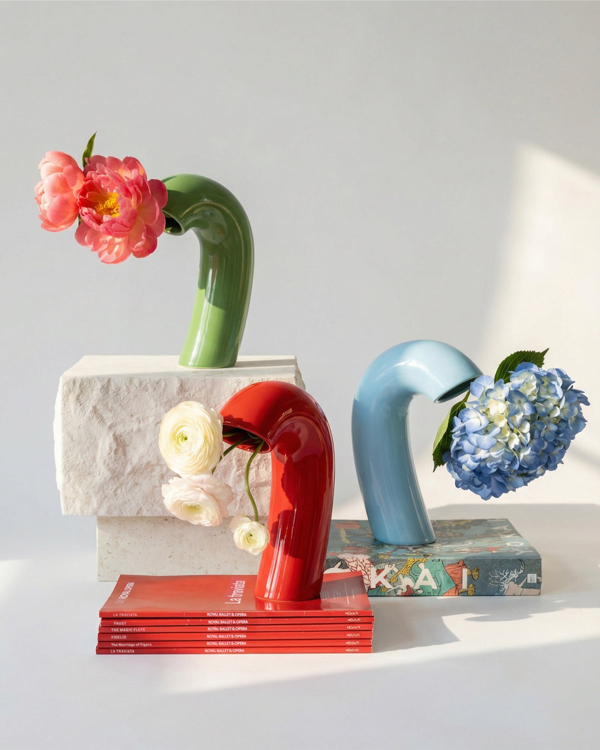 Vita Vase by Houbi home