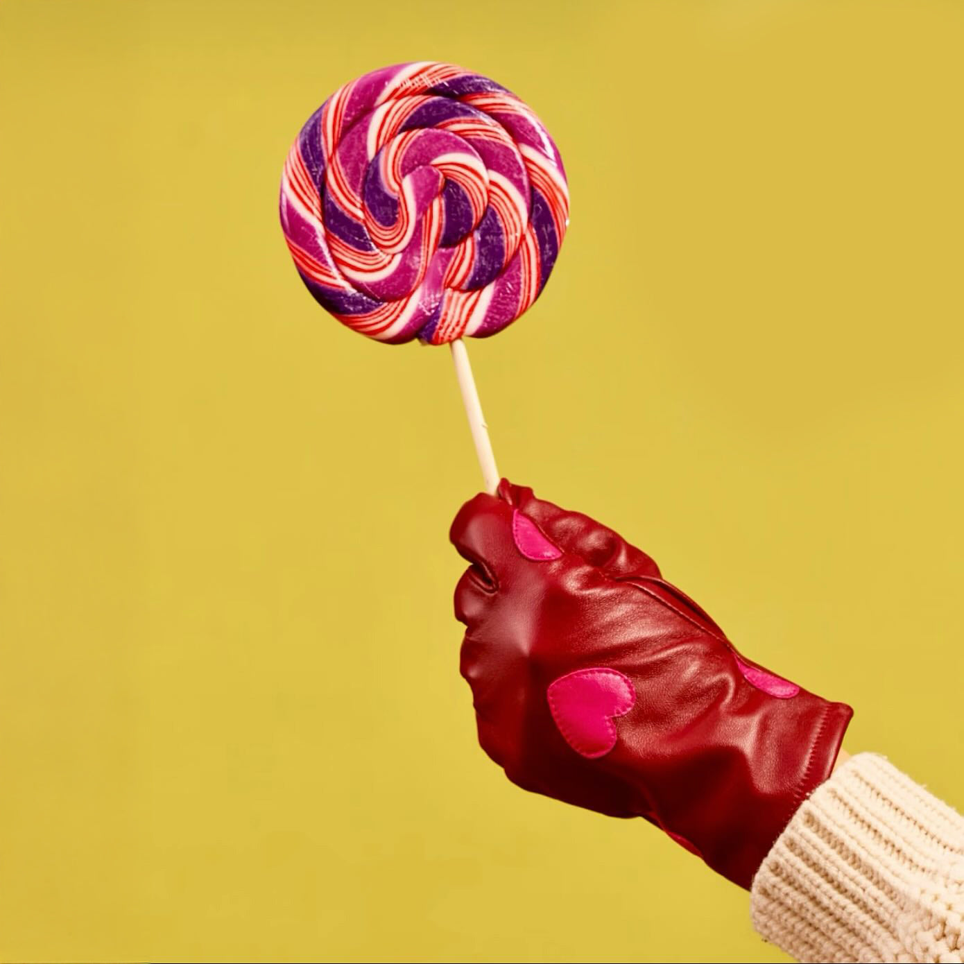 Heart Leather Gloves by Mabel Sheppard