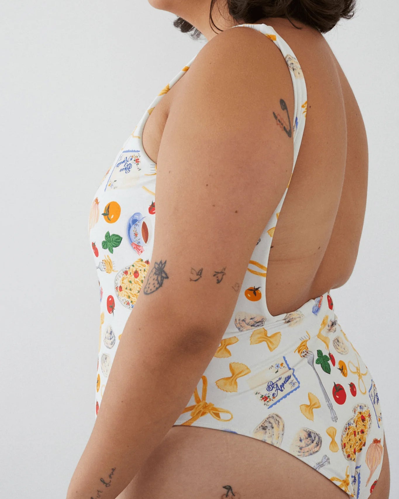 The Lisbon One Piece Swimsuit by Lisa Says Gah - OOKIOH