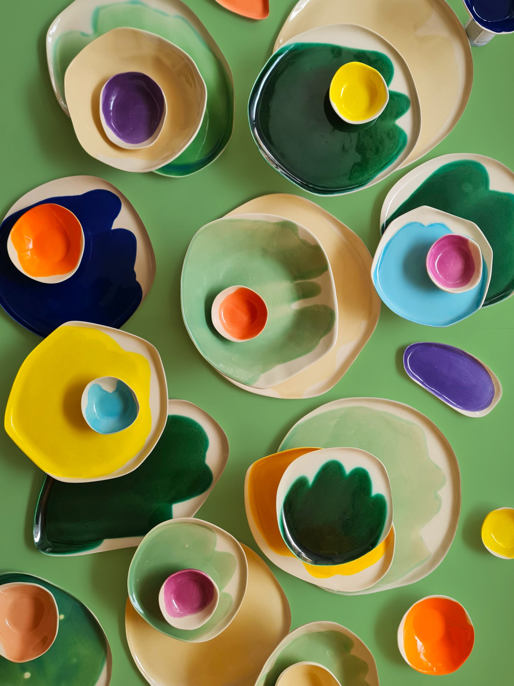 Multicolour ceramics