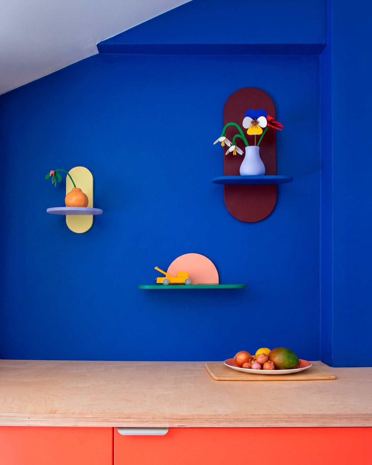 Ines Shelves