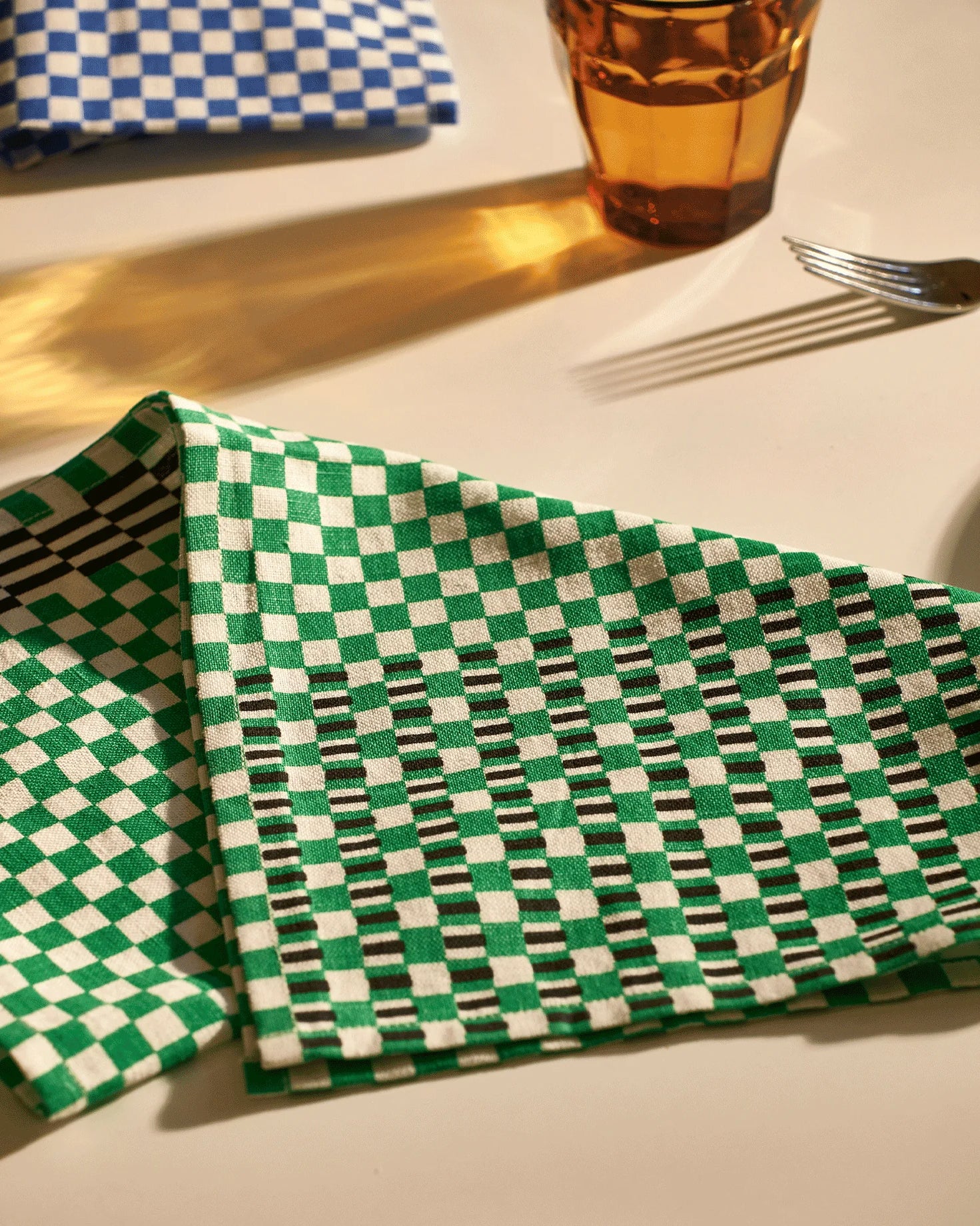 Yantra oven mitts & towels by Kangan Arora - Tiipoi