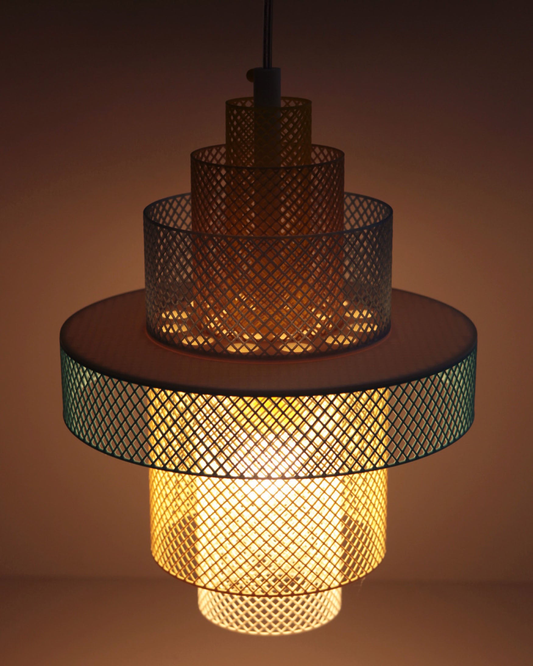 Mesh Lamp by Tilt