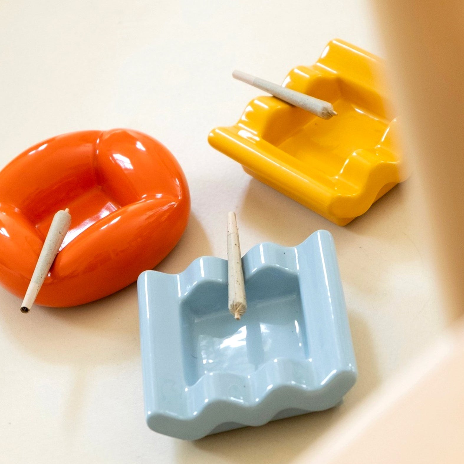 Puffy ashtray