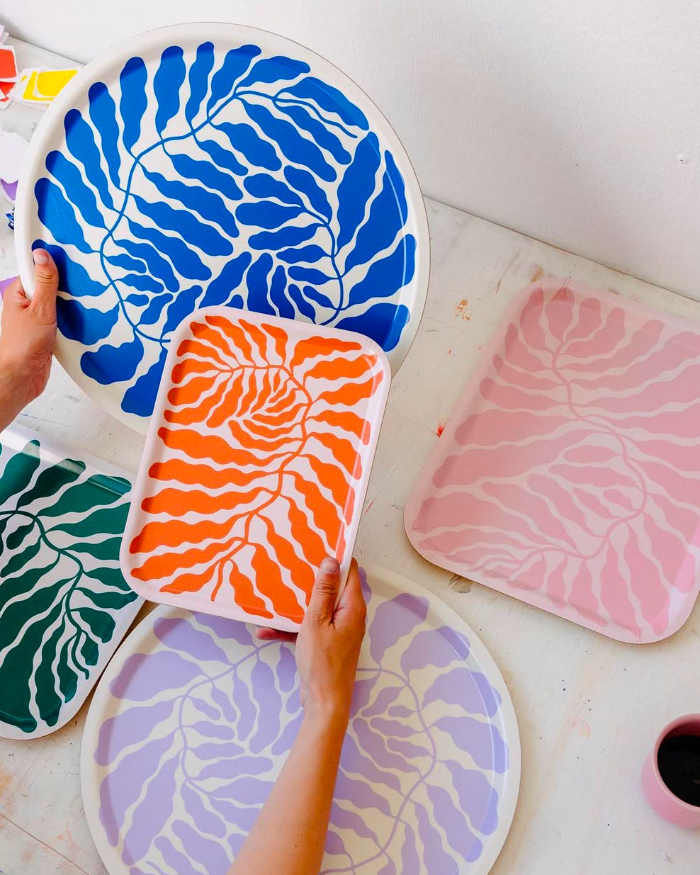 Leaves tray